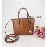 ราคา ส่งฟรี!! MICHAEL_KORS/MK35SOGTVTOE/สีWALNUT/JES_SET_TRAVEL/ทรงTOTE_MINIพร้อมส่งค่ะ (9674407274)