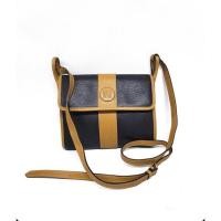 ราคา (used)หนังแท้ Fontana Vintage Crossbody Bag Made in Italy (หนังแท้ทั้งใบ) (3951392449)