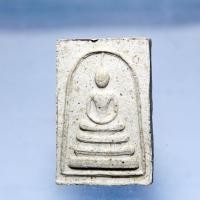 ราคา P1071พระสมเด็จหลังรูปเหมือนเจ้าปู่ศรีสุทโธรุ่นที่ระลึกพิธีเปิดศา ล หลักเมืองเจ้าปู่ศรีสุทโธ ปี44 (43215142980)