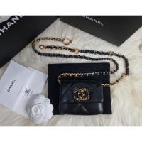 ราคา Used Chanel19 Belt Bag (15060789214)