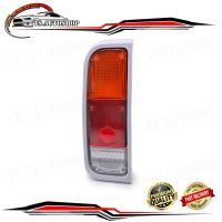 ราคา ไฟท้าย ข้างซ้าย พร้อมหลอดไฟ + ขั้วไฟ Lh ขอบเทา 1 ชิ้น Toyota Hilux RN20 RN25 Pick UP (8233797476)