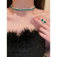 ราคา ชุดเครื่องประดับ สร้อยคอและต่างหูมรกตล้อมเพชร พร้อมส่ง (22663926359)