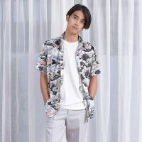 ราคา Mr.714 เสื้อเชิ้ตผู้ชายแขนสั้น ลายฮาวาย Nippon Wave รูปนกกระสาญี่ปุ่น สีพีชฟ้ากรมพื้นขาว (1126752845)