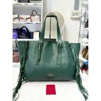 ราคา Authentic Valentino c rockee fringe tote bag (57655599723)
