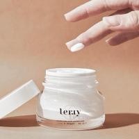 ราคา terry เทอรรี่ สลีปปิ้งมาส์ก Sleeping Mask แพ็กเกจเก่า หมดอายุ 2025 (24527031876)