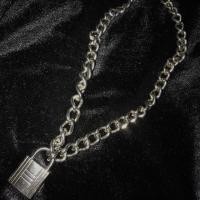 ราคา สร้อยคอห้อยจี้แม่กุญแจ (3810066033)