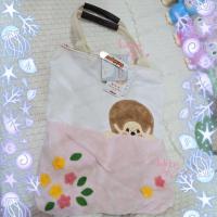ราคา Monchhichi กระเป๋าสีชมพูทรงยาว สะพายข้าง (26750240603)
