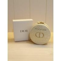 ราคา พร้อมส่ง กระเป๋าเพ้าซ์พกพาใส่เครื่องสำอางค์ Dior+กล่อง (27422462147)