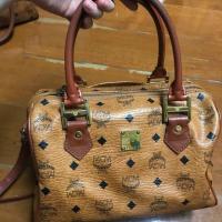 ราคา Used Mcm speedy 25 มือ2 ของแท้ มีสายแทน แถมให้ตามภาพค่ะ (2330200021)