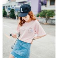 ราคา เสื้อยืดคอกลมสีชมพูลายมูมิน (76883010)