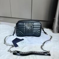 ราคา Like new ‼️ Prada diagramme crossbody 22cm สีดำ อะไหล่เงิน ปี2019 รุ่นหายาก หนังทรงป่อง ทนมากค่า สภาพสวยงาม ภายใน (25521861965)