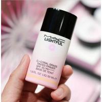 ราคา (พร้อมส่ง) MAC Lightful C+ Coral Grass Tinted Primer SPF45/PA++++ 30ml. (9218464745)