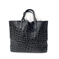 ราคา กระเป๋าหนังแท้ปั๊มลายหนังเต่า ทรง Tote Shoulder Black matte สีดำ ดูดีมีระดับ (55200379021)