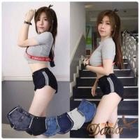 ราคา พร้อมส่ง!! กางเกงยีนส์ขาสั้น เว้าข้างแต่งแถบ (1923046950)