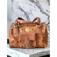 ราคา กระเป๋าทรงหมอน MCM Boston Bag (Used) (19088519934)