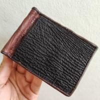 ราคา Money Clip Wallet คลิปหนีบธนบัตร หนังจระเข้แท้ ผสม หนังนกกระจอกเทศแท้ หนังฉลามแท้ งาน Handmade มีช่องใส่บัตรเยอะมาก (23276308252)
