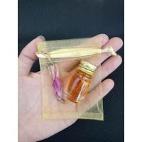 ราคา ดอกว่านดอกทอง (ดอกทองเขมรแท้) ในน้ำมันจันทร์และถุงไหมแก้วปลุกเสกแล้ว น้ำมันว่านดอกทอง ว่านมหาเสน่ห์ ว่านมหาเสน่ห์ (17493668510)