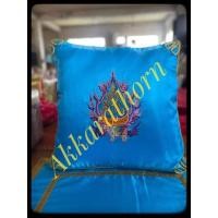 ราคา ชุดหมอนอิงหมอนกราบและผ้าอาสนะปูนั่งพระสงฆ์ สีฟ้า แบบที่ 2 (21433054246)