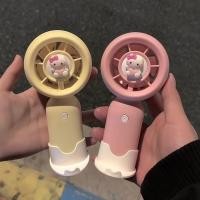 ราคา พัดลมมือถือ USB ชาร์จ พกพา มินิ มาการอง ใหม่ คิตตี้แมว สำหรับนักเรียน (53512885397)