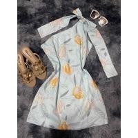 ราคา ชุดเดรสปาดไหล่ข้างเดียวผูกโบว์ (12093553921)