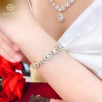 ราคา สร้อยข้อมือดอกพิกุลคั่นเพชรดอกไม้ เครื่องประดับไทย พูนทรัพย์ มีใบรับประกัน ออกงาน งานแต่ง HD132H300 (19495296421)
