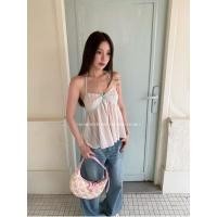 ราคา ❤sweet❤เสื้อกล้ามสายคล้องคอตัดสีลายทาง ผูกโบว์หน้าอก ทรงบาบี้สไตล์คาวาอีน่ารัก (46661730013)