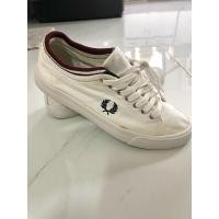 ราคา รองเท้า Fred Perry สภาพดี (24679851340)