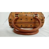ราคา MCM​ หมอน​ 10 นิ้ว​ เยอรมัน​ แท้ (23771237965)