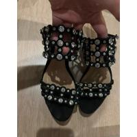 ราคา รองเท้าส้นสูงยี่ห้อ schutz ไซส์ 36 eu สูง 4 นิ้ว (53405858349)