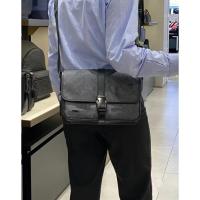 ราคา กระเป๋าผู้ชาย Classic Presbyopic Logo Messenger Bag Messenger Bag Flap Messenger Bag CU202 (46713296166)