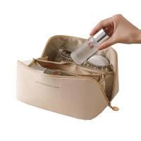 ราคา (20)กระเป่าใส่เครื่องสำอาง (GC-167) หนังPU (26003100361)