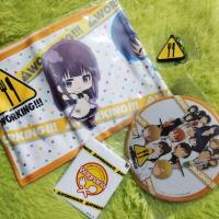 ราคา Set 4 pcs Working !! เข็มกลัด สแตนดี้ ผ้า พวงกุญแจ กระเป๋าใส่บัตร เวิร์กกิ้ง!! ปิ๊งรักสาวนักเสิร์ฟ ร้านป่วนก๊วนหลุดโลก (22915120070)