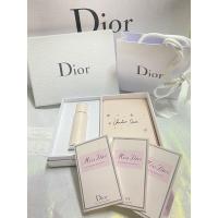 ราคา Gift set Dior น้ำหอม Miss Dior Blooming bouquet EDT ขนาด 10ML พร้อมขวดแบบพกพาสีชมพู และ ปกพาสปอร์ตหนัง dior สีชมพู (8777167843)