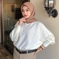 ราคา BATWING KNIT OVERSIZE ผู้หญิง KNIT BLOUSE (40822707168)