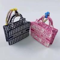 ราคา GANTUNGAN Littleangel - Mini Tote Bag Airpods Case ไม้แขวนเสื้อสไตล์เกาหลี (45261658841)