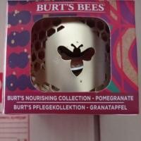 ราคา Burt Bees Nourishing Collection - Pomegranate (6632281224)