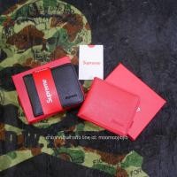 ราคา ของจริงพร้อมส่ง กระเป๋าสตางค์ Supreme ดำ แดง หนัง PU ปั้มโลโก้ ด้านในเป็นผ้า มีกล่อง+การ์ด ให้ทุกใบ (22172931319)