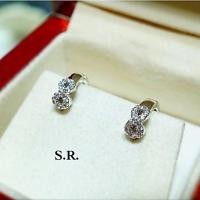 ราคา S.R. ต่างหูทองคำขาว ต่างหูเพชรเม็ดละ 0.01 กะรัต ล้อมเพชร น้ำ100 ขาวสวยไฟดีพร้อมใบรับรองสินค้าเคลือบ (47260589752)