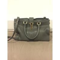 ราคา กระเป๋า ysl mini cabas chyc ปี 2013 ของแท้ 100% **สภาพใช้งาน** ราคาต่อรองได้ค่ะ (19224127995)