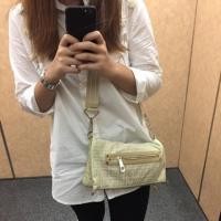 ราคา Givenchy สะพายข้างสีครีม (158726060)