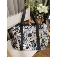 ราคา พร้อมส่ง ของแท้ ของใหม่ % Kipling KI5268 Asseni Printed Tote Bag กระเป๋าคิปลิ่งทรงโท้ท ลายตามรูป จุแน่นอนค่ะ (12973441195)