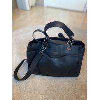 ราคา กระเป๋า guess ของแท้ มือสอง (11822761071)
