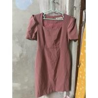 ราคา ชุดเดรสสีชมพูกะปิ มือสอง (51059120950)