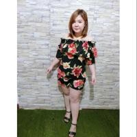 ราคา เซ็ท2ชิ้น ชุดสาวอวบ เสื้อปาดไหล่+กางเกงขาสั้นลายดอก (891549206)