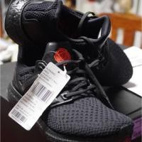 ราคา รองเท้า Manchester United x adidas UltraBOOST “Rose” (2859287228)