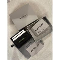 ราคา BALENCIAGA Card Holder ของแท้ มือสอง สภาพดี มีถุงผ้าและกล่องครบ ขนาด7.5x10cm (27553952590)