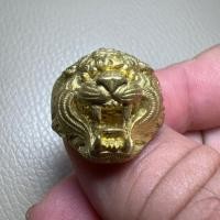 ราคา แหวนหน้าเสือหลวงพ่อเปิ่น วัดบางพระ ปี42 ขนาด ๒๐ มม (20693793293)