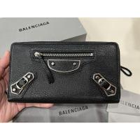 ราคา New Balenciaga zippy wallet พร้อมส่ง (18351312408)