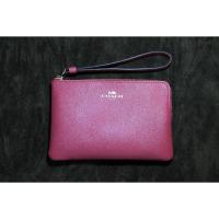 ราคา ขาย!!..กระเป๋าสตางค์คล้องมือผู้หญิงมือ1 ยี่ห้อCOACH ซิบเดียวไซส์S สีชมพู ของแท้100% (3556607404)
