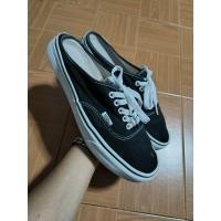 ราคา Vans สีดำ ไซร้ 44/28.5 มือสองของแท้ (50404978364)